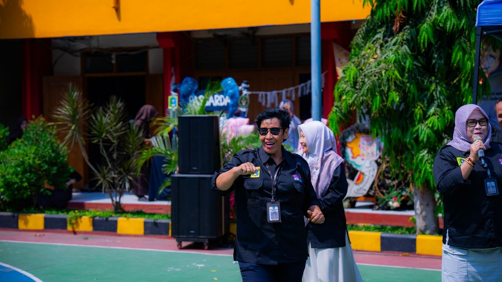 Keseruan Kegiatan Tengah Semester